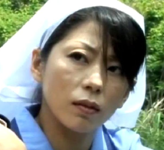 『ながえスタイル』「おばさん、俺たちにハメさせろよ…」我が子をイジメる同級生たちに人妻が乱交される。