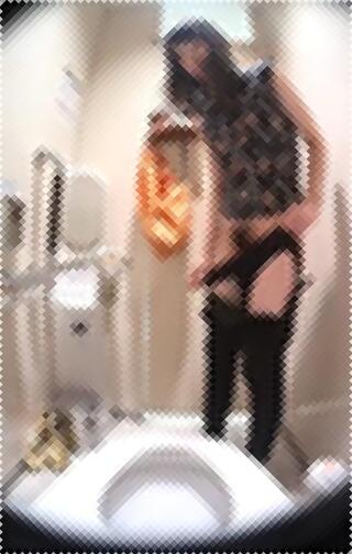 【トイレ盗撮】黒髪の素人女性さんが脱糞放尿する生々しい映像。もさもさのマン毛が良いね。