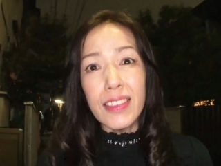 〖アナルセックス〗衝撃映像 部屋に入ると前戯なしでアナル挿入 ドピュッと中出し