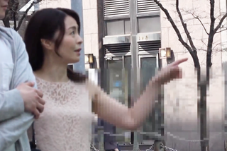 〈逆ナン人妻〉五十路おばさん。逆ナンパした若造のちんぽ舐め舐めしながらタイプだったのとうっとり！デカ●ンこそタイプ！ww