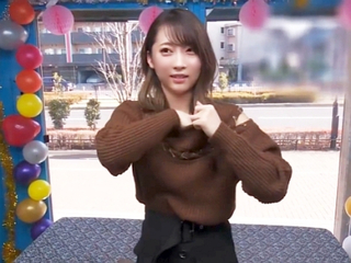 【マジックミラ一】21才清楚系なのに隠れビッチな素人娘を紹介してもらい美乳を揉んで手マンイキ♬♬経験豊富なフェラテクを堪能して本番ＳＥＸ