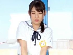 田舎でナンパしてMM号に連れ込んだウブな10代制服女子を大人のオモチャで気持ちよくさせてハメる！