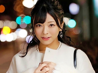 【逆転MM号】「本当に見えてないよね・・・？♥」新成人の素人をナンパ♥黒髪清楚な美少女と公開SEX♥