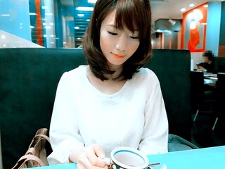 ［企画］熟女ナンパ‼『締りが最高です❗』旦那では満足できない結婚2年目の主婦と中出し性交❤