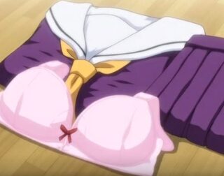 制服を脱ぎ捨ててヤリまくる美少女達！パイパンマンコに肉棒を挿入させて膣内射精