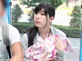 〖人妻ナンパ〗可愛い敏感ママが大絶叫 感度良すぎで、ドピュッと中出し
