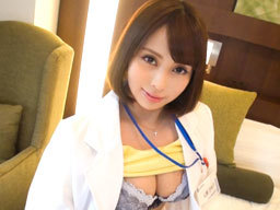才色兼備！白衣を着ためっちゃ可愛いハーフ顔の薬剤師をナンパ！