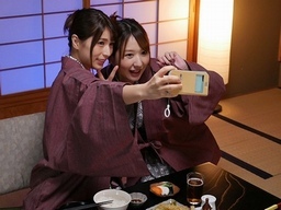「もうすぐ結婚なのに…」結婚前に女友達と2人きりの旅行…そこのマッサージ師に身体を許してしまった婚約者！