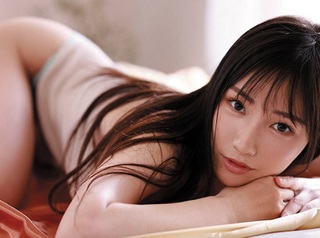 【グラビアアイドル巨乳】過敏に溢れる愛汁漏らし触れたペニスに発情しちゃうおっぱい女