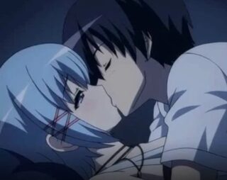 ショートヘアの女子が濃厚なベロキスて初SEX！敏感なマンコに突き刺さるデカチン