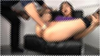 【穴責め】うんこ垂らしながらフィストファックされるガバマン女。出てきた汚物はマンコの中にGO！