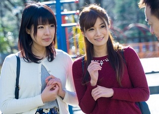 【乱交フェラ】魅力的なおっぱいを揺さぶり鬼頭の温もりを膣奥で堪能する主婦