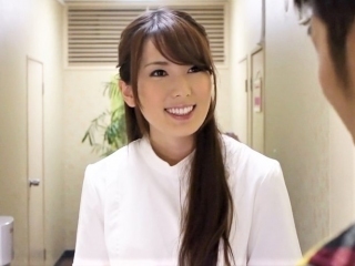 〖痴女〗夫のエッチに満足できない マッサージ店のお客さんを凄テクで誘惑