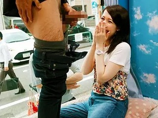 休日にお出かけのところをMM号に連れ込まれ立ちバック中出しされる人妻ｗ