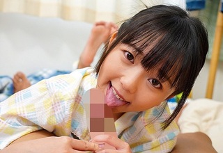 【家出美少女】「おじちゃん…♡」スレンダー美乳おっぱいの制服きた清楚な娘が眩しい笑顔でチンポしゃぶってくれるヤバイやつｗ