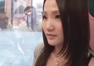 〈MM×中国美少女〉日本に観光にヤってきたチャイ娘にちんぽ晒すのがいわゆる「おもてなし」なんですかーww