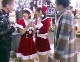 コスプレしているギャルを見つけたらさっそくナンパしてチンポぶち込んだらめちゃくちゃイってた