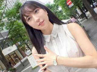 企画ナンパされたお姉さんがえちえちSEX！ビチャ手マン！ソファで痴女りグラインド騎乗位ックス！