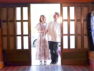 【NTR×ハメ旅行】『運転疲れたでしょ？♥』S級美人の愛人と温泉不倫旅行とか！旅館に到着するなり全裸でガチSEX悶絶！