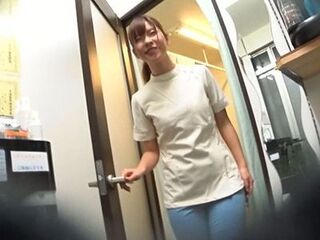 【人妻ナンパ】整骨院で見つけた美人整体師を連れ出し店外デート！他人棒で浮気する淫乱お姉さんのエロエロ不倫セックス！