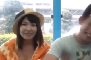 〈マジックミラー号〉これは笑撃！結婚も視野という彼氏をサクッと裏切るクサレまんこ！彼氏のはちっちゃいの！ww