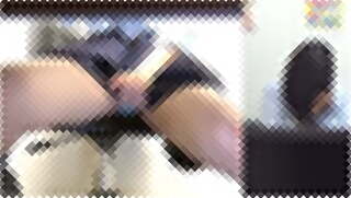 【JK着衣放尿】パンチラ女子校生「おしっこ…出ちゃいました…」面接中に水溜まりを作るｗｗ