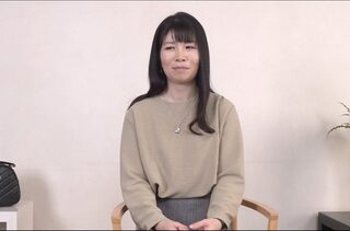 〈三十路妻デビュー〉AV兼業というかこんな普通の奥さまがAVに憧れプロちんぽ体験に来るとか時代はここまで来た！感ww