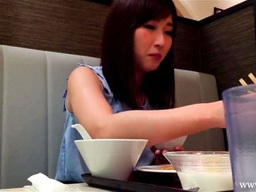 夫では満足出来きず溜めこんでしまった性欲を不貞セックスで解消