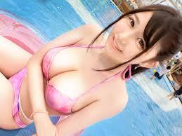 超大型巨乳の現役JDを彼女としてレンタル！