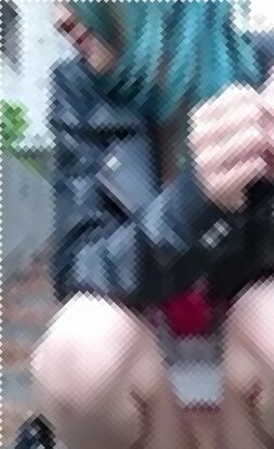 【素人排泄】露出狂パンクロック女子のトイレおしっこ＆野外うんこ動画