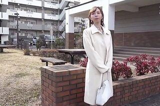 〈不貞熟妻〉エロ妻・みゆさん46歳は年中発情してます。オナってばかりだと空しいので時にはちんぽ借りたりww