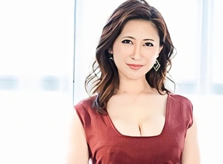 【天野るみ】47歳、理想の女上司･･･？Gカップ巨乳の美熟女（人妻）がAVデビュー！部下よりも若い男優のチンポでアンアン喘ぎ狂う激ピストン3P不倫セックス！！